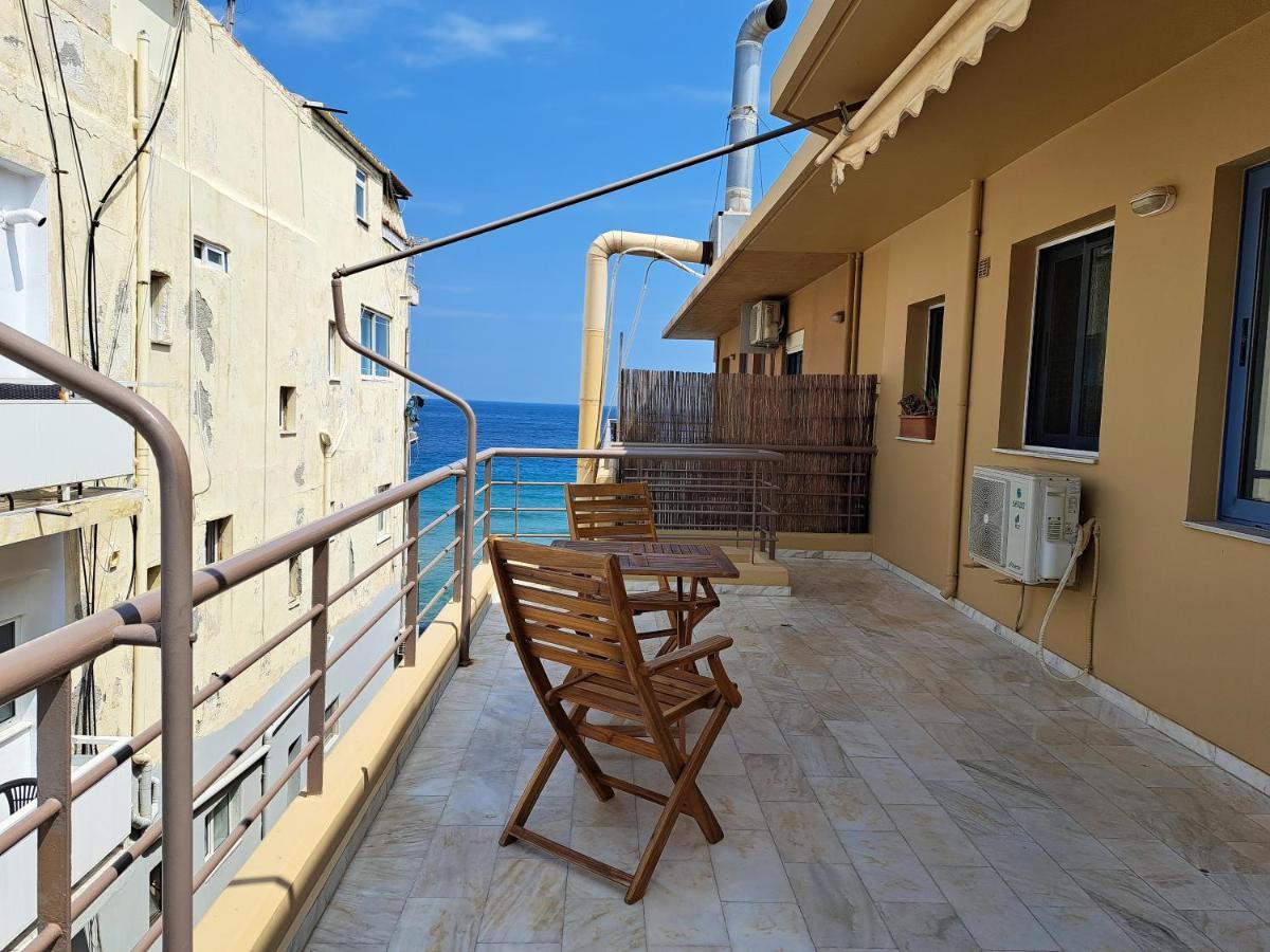 Nais Apartments & Studios Chania  Rum bild