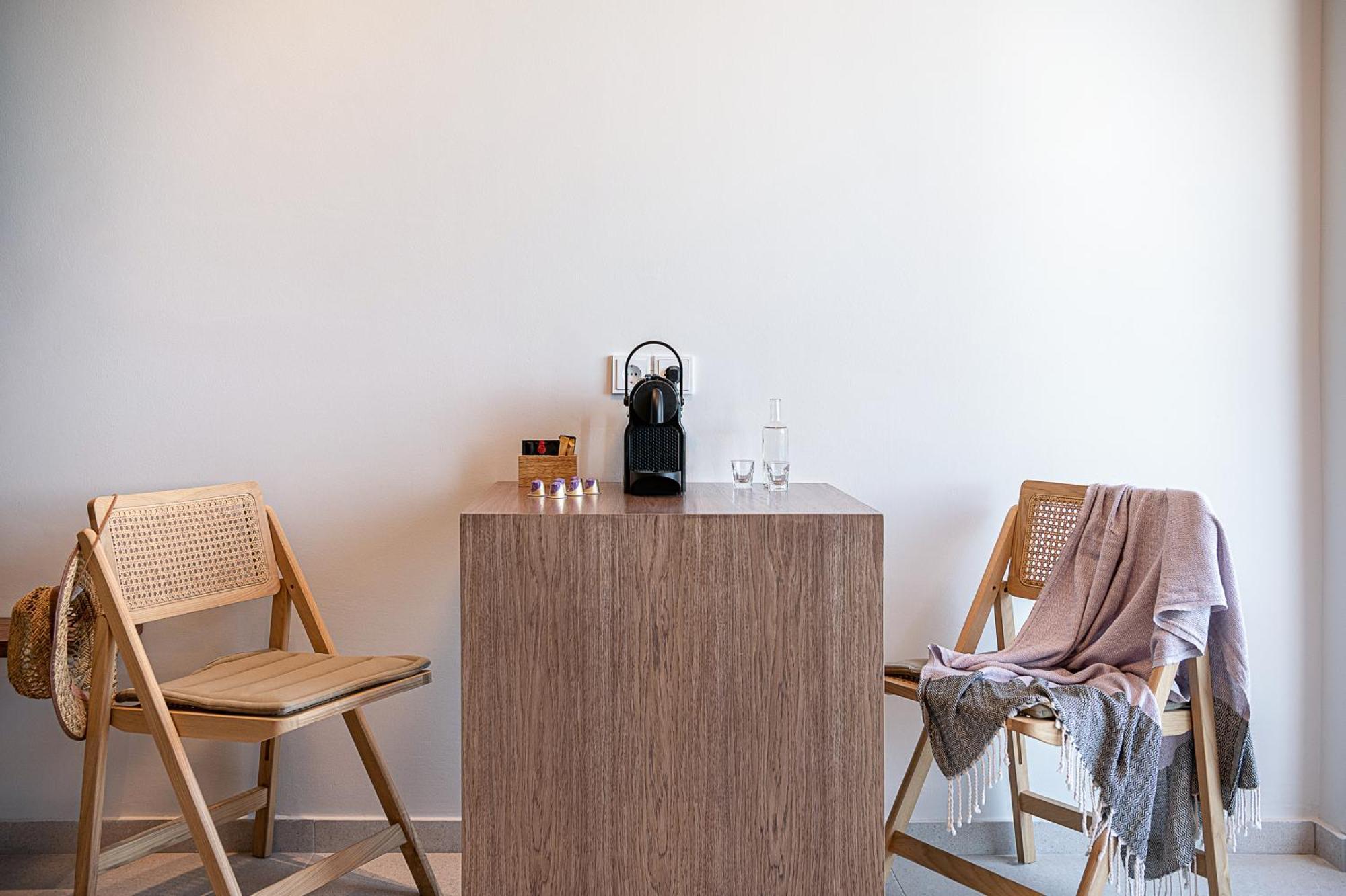 Nais Apartments & Studios Chania  Rum bild