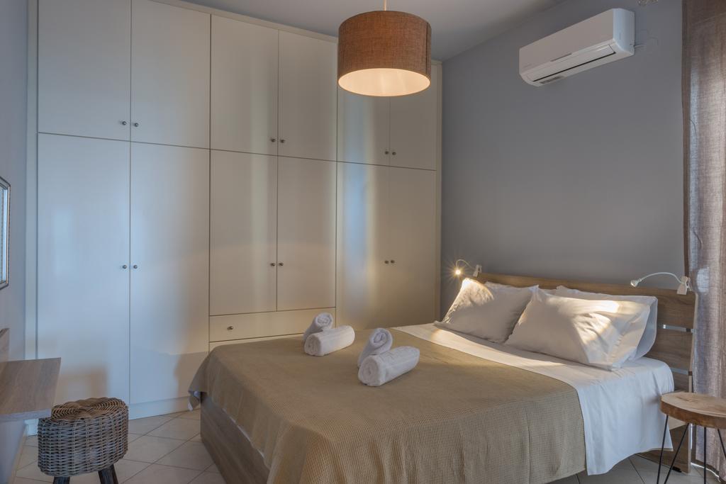 Nais Apartments & Studios Chania  Exteriör bild