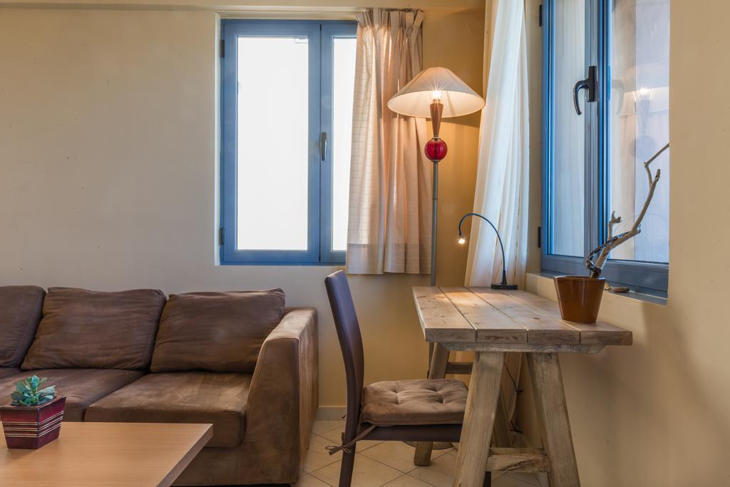 Nais Apartments & Studios Chania  Exteriör bild